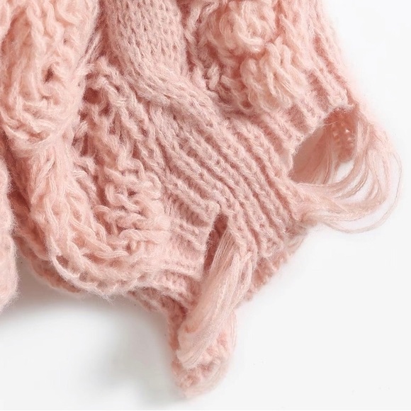 Pink Sweater Cable Knit, Small Medium - Picture 5 of 5